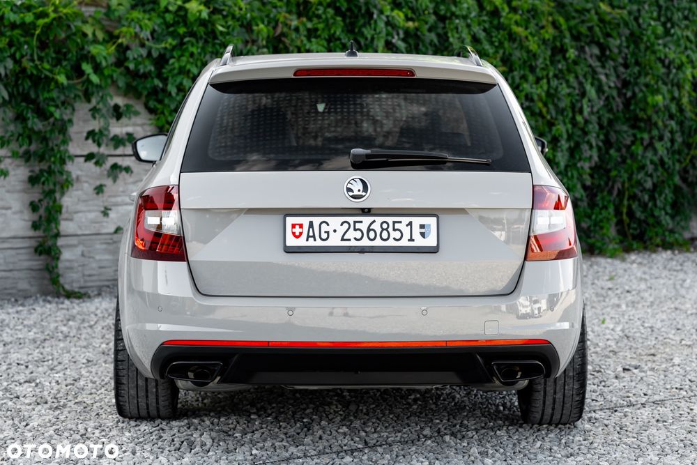 Skoda Octavia 2.0 TSI RS - 4