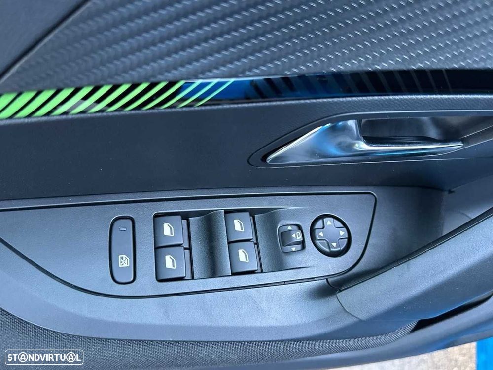 Peugeot e-2008 54 kWh Active - 12