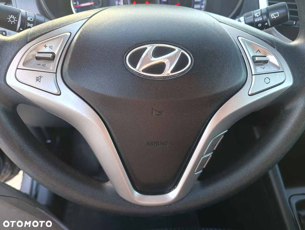 Hyundai ix20 1.4 Trend - 23