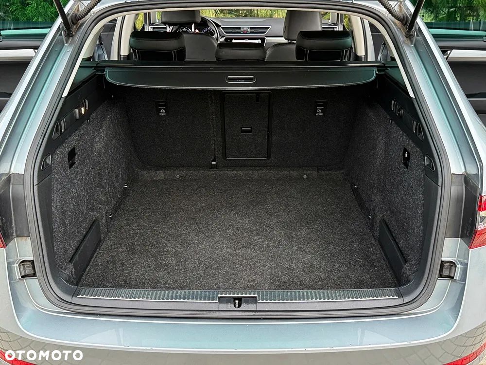 Skoda Superb 1.6 TDI Style - 19