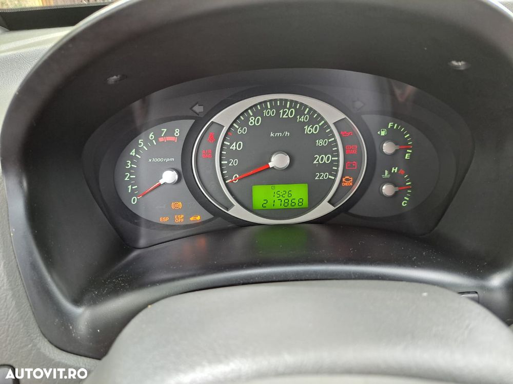Hyundai Tucson 2.0 DOHC 4WD - 28