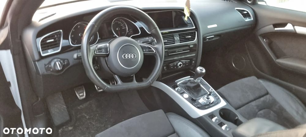 Audi A5 Cabrio - 22