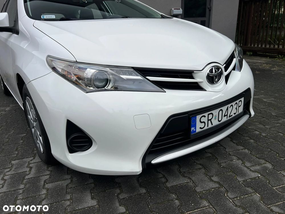Toyota Auris 1.4 D-4D Active - 8