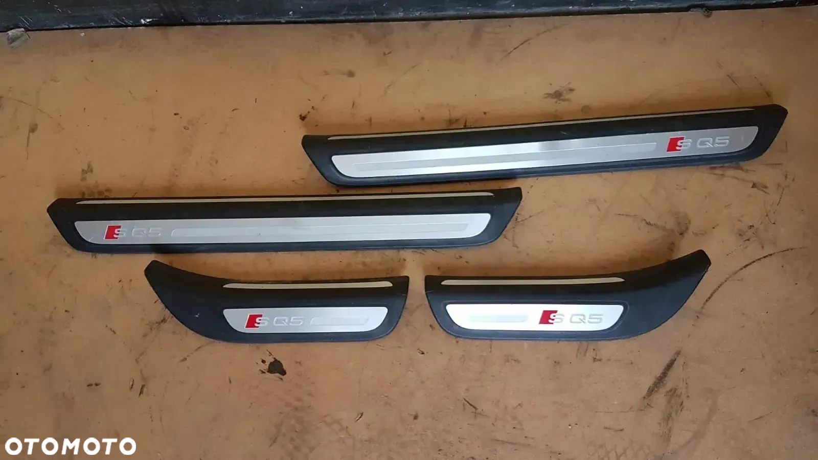LISTWY PROGOWE OZDOBNE AUDI SQ5 8R KOMPLET - 1