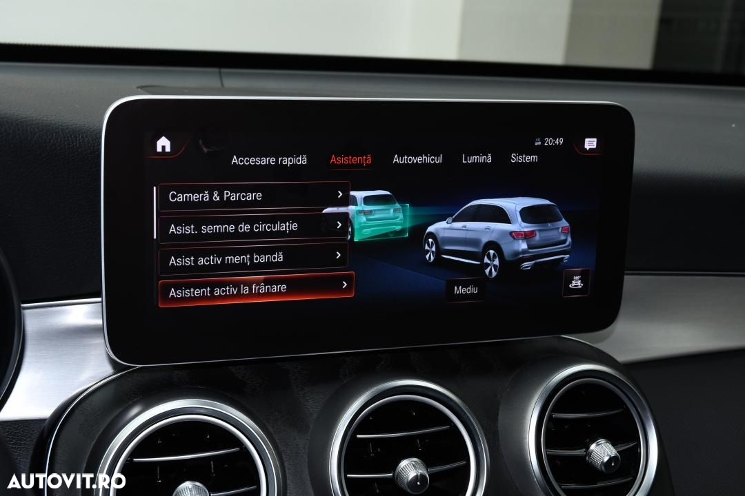 Mercedes-Benz GLC 300 d 4MATIC - 27