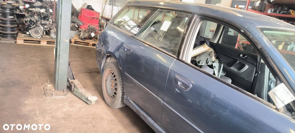 DRZWI PRAWE TYŁ SUBARU LEGACY IV - 2