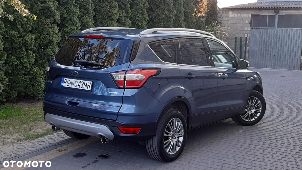 Ford Kuga 1.5 EcoBoost 2x4 Titanium - 12