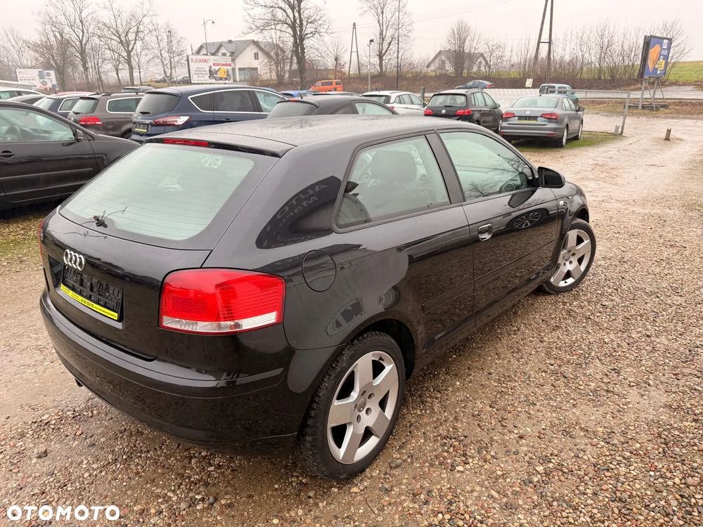 Audi A3 3-drzwiowe 1.6 S Line Sportpaket plus - 7
