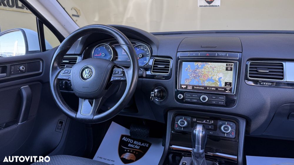 Volkswagen Touareg - 14