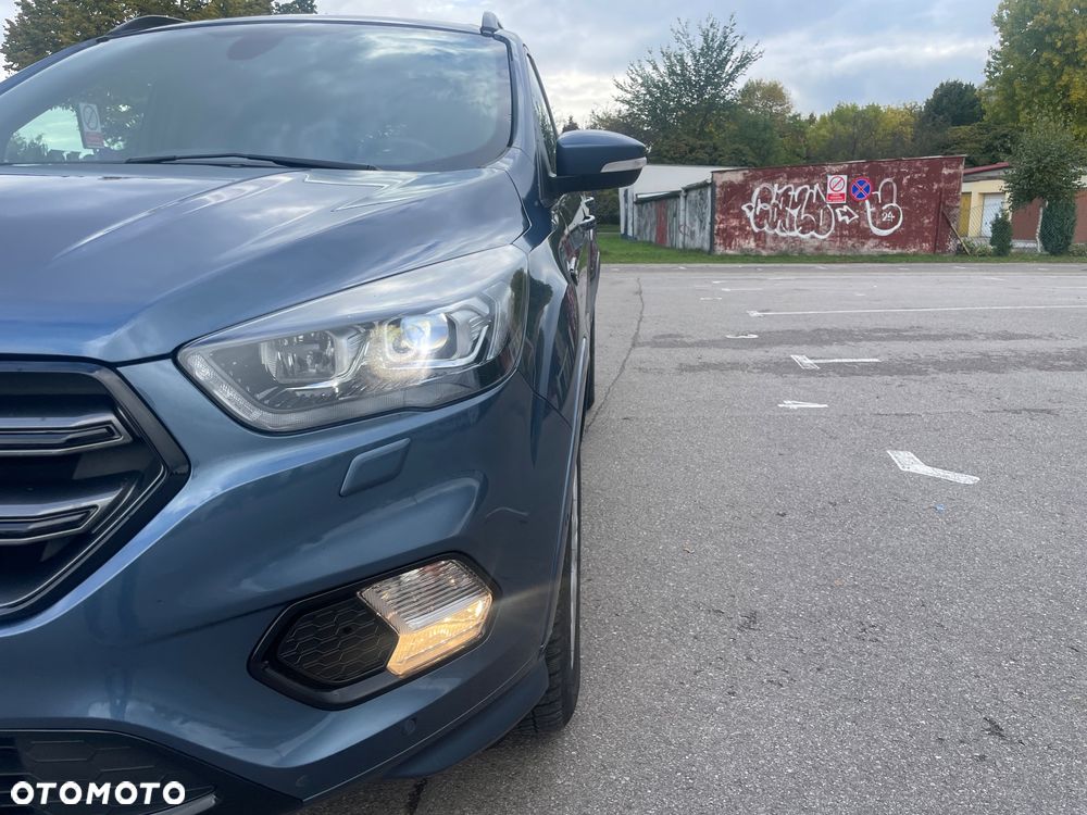 Ford Kuga 2.0 TDCi 2x4 ST-Line - 4