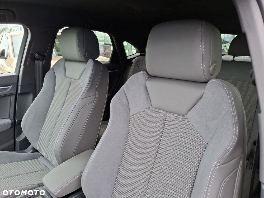 Audi Q3 Sportback - 21