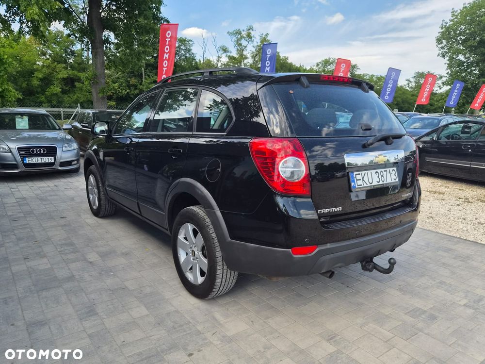 Chevrolet Captiva 2.4 4WD 7 Sitzer LT - 6