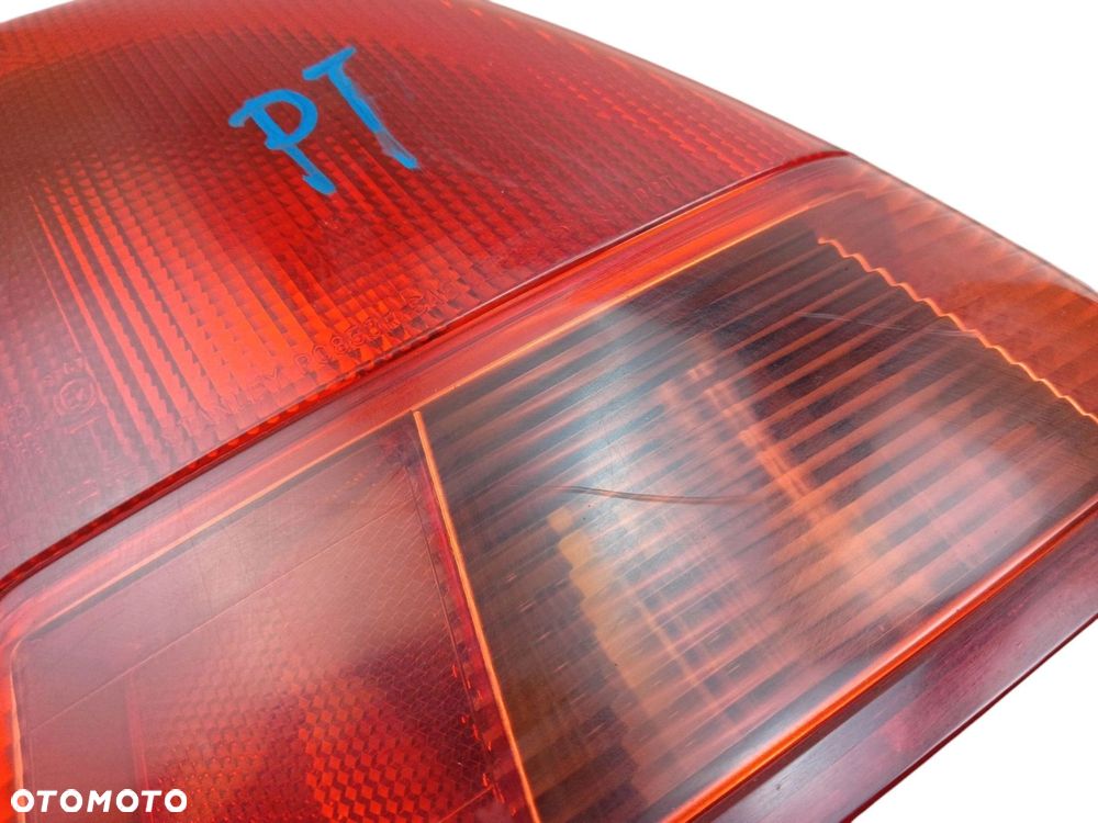 LAMPA PRAWY TYŁ HONDA CIVIC VII (2001-2004) 1.4 90KM - 3