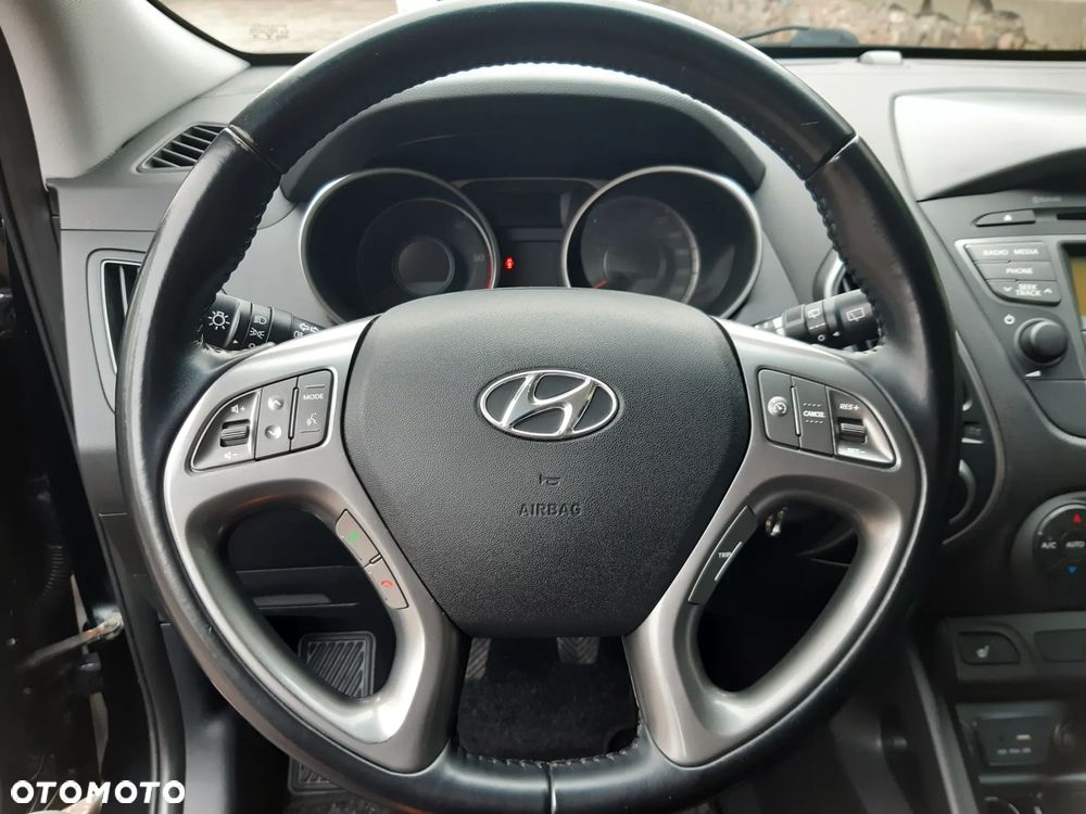 Hyundai ix35 1.7 CRDi Premium 2WD - 22