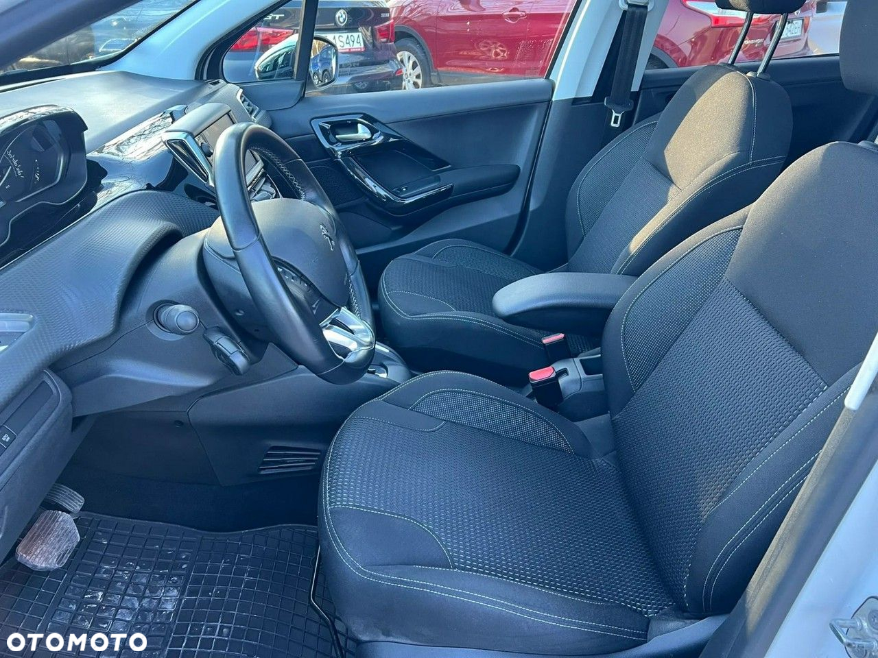 Peugeot 208 1.2 PureTech GPF Allure S&S EAT6 - 19