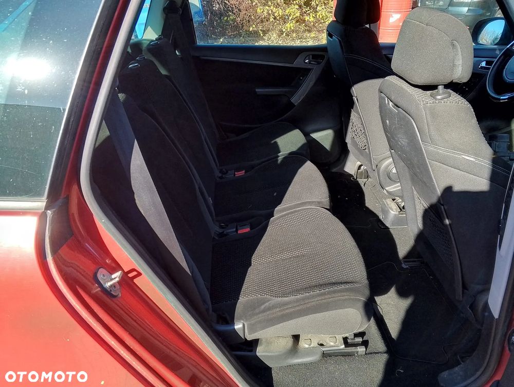 Citroen C4 Picasso (06-10r.) 2.0D 136KM. Silnik DW10BTED4 Skrzynia 20DS04 lakier EKQ - WICKED RED.Cały na części. GWARANCJA !!! Przód Tył Zestaw Komplet Drzwi Klapa Zderzak Błotnik Maska Grill Atrapa Szyba Pas Lampa Lusterko Boczki Fotel Kanapa Kokpit Deska Rozdzielcza Przełącznik Włącznik Sterownik Przewody Wiązka Instalacja Moduł Komputer Czujnik Listwa Pompa Alternator Wtryski Głowica Rozrusznik Kompresor Sprzęgło Dwumas Silnik Skrzynia ABS Klimatyzacji Paliwa Wspomagania Kolektor Turbina Przepustnica Zawór Chłodnica Koło Hak Belka Sanki Zawieszenie Mcpherson Półoś Amortyzator Wydech Tłumik Zacisk Most - 9