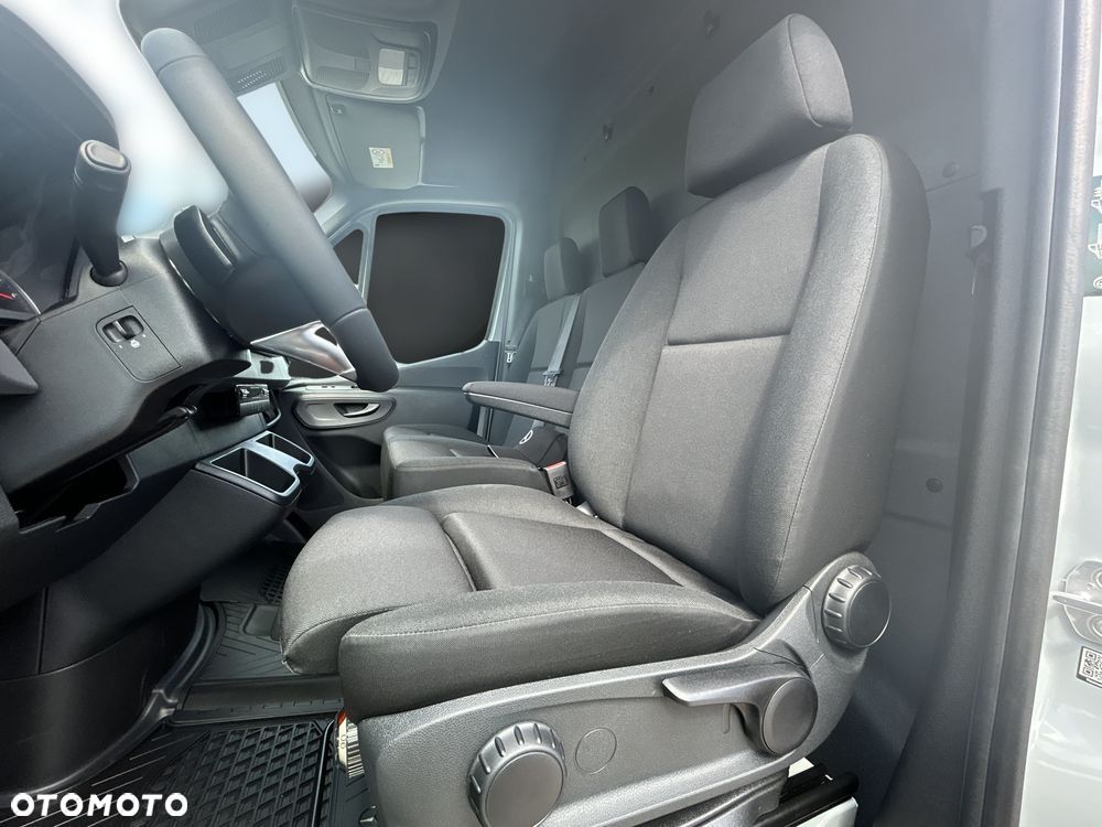 Mercedes-Benz Sprinter 319 CDI Extra Long PRO 9G-Tronic 15,5m3 - 15
