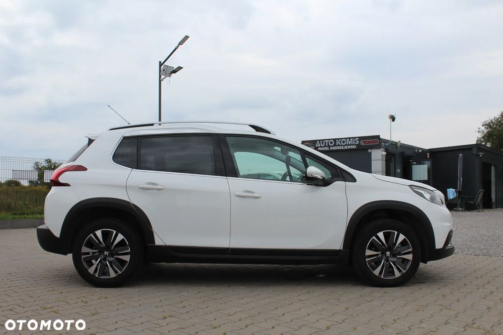 Peugeot 2008 PureTech 110 Stop&Start Allure - 12