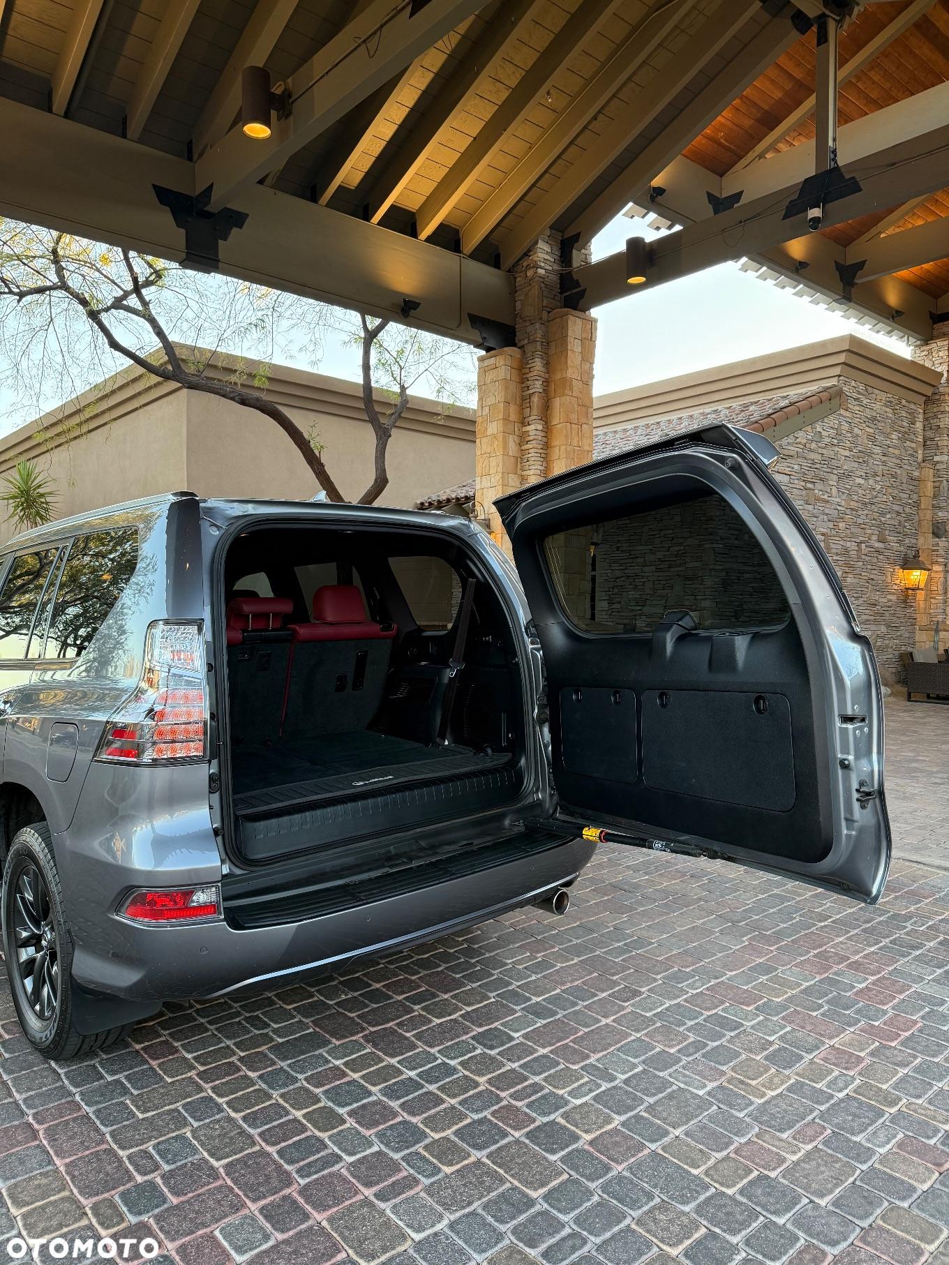 Lexus GX - 13