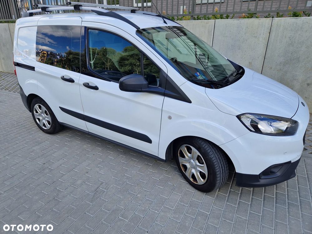 Ford Transit Courier Trend - 14