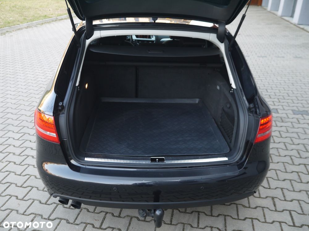 Audi A4 Avant - 6