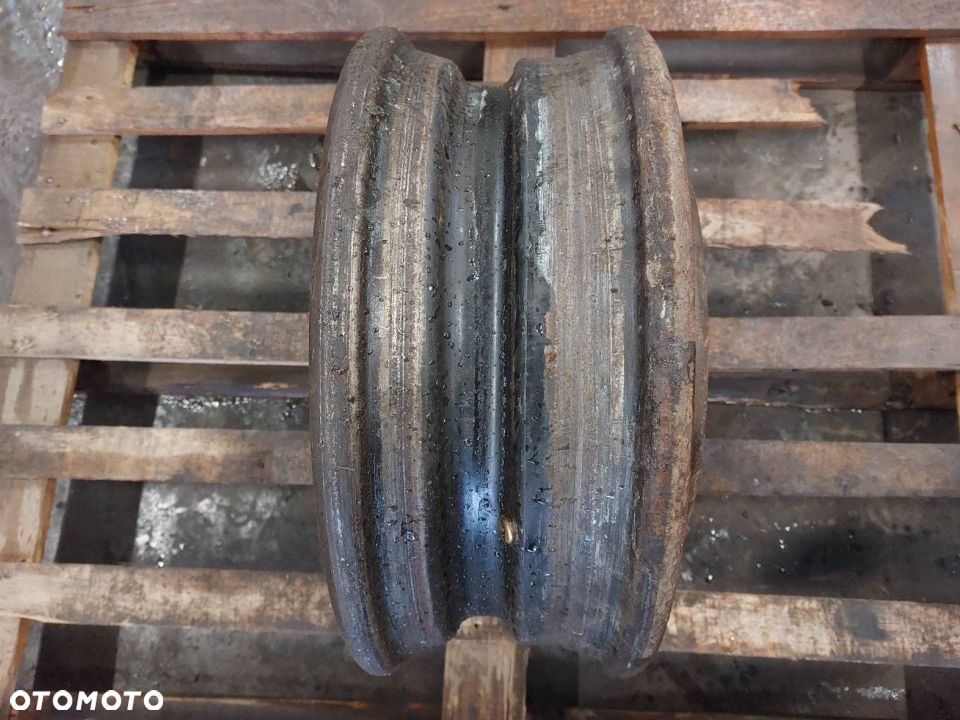 FELGA STALOWA 1 SZT 17,5x5,25 6 ŚRUB - 4