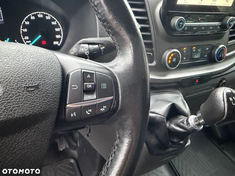 Ford Transit Custom Lift L2H1 2.0Tdci  2018r Klima Kamera Esp Euro 6 Pdc Przod Tyl Oryginalny  Led Tempomat Skórzana Kierownica Furgon Blaszak - 16