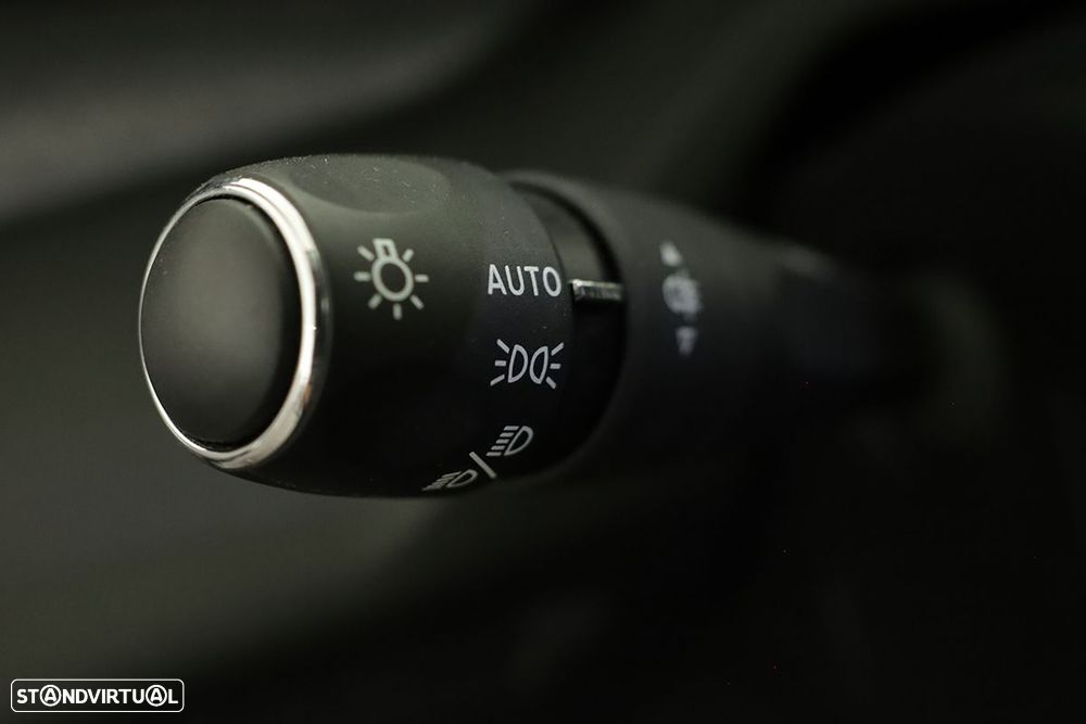 Peugeot 308 1.2 PureTech Allure - 17