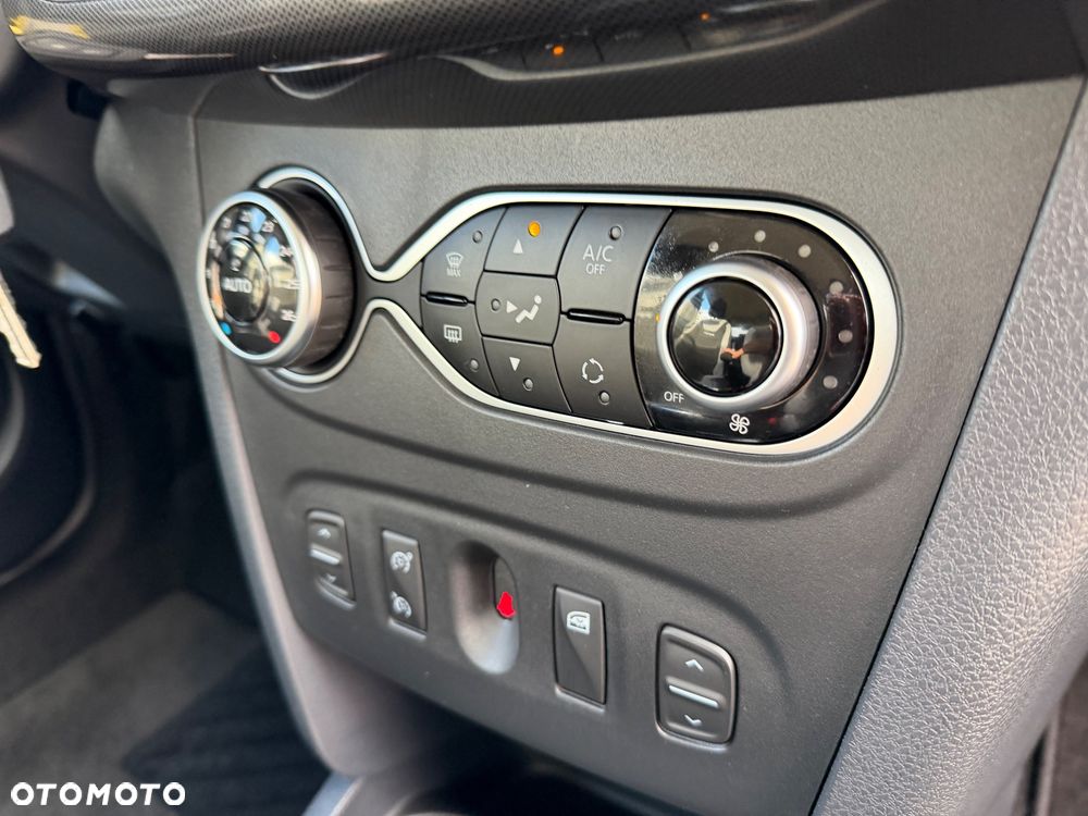 Dacia Sandero Stepway 1.0 TCe Expression CVT - 24