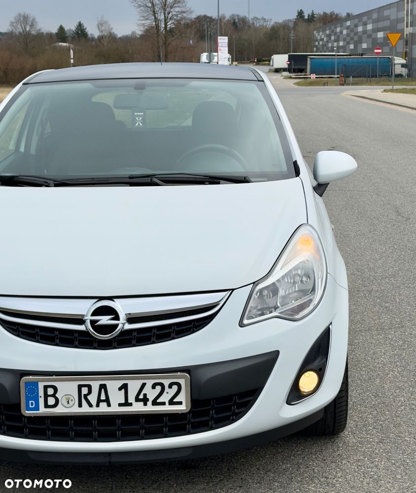 Opel Corsa 1.4 16V Color Edition - 29