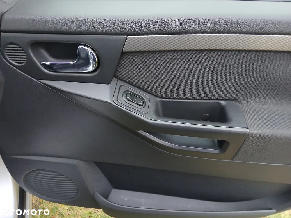 Opel Meriva 1.6 16V Cosmo - 30