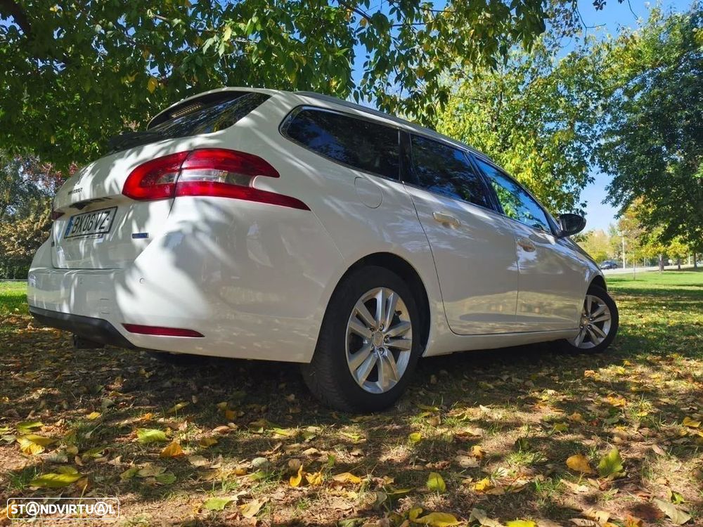 Peugeot 308 SW 1.6 HDi Allure - 12
