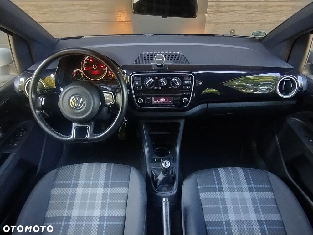 Volkswagen up! club - 6
