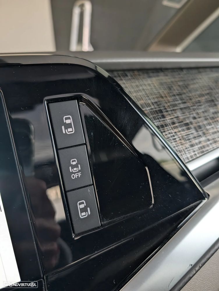 VW Multivan 1.4 TSI e-Hybrid Style DSG - 21