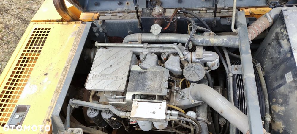 Liebherr R924B HDSL Long Reach - 8