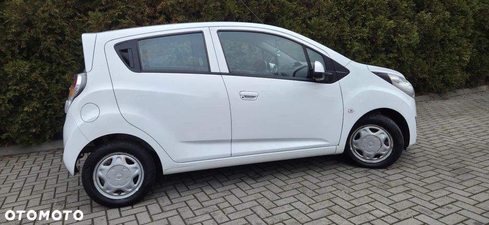 Chevrolet Spark - 15