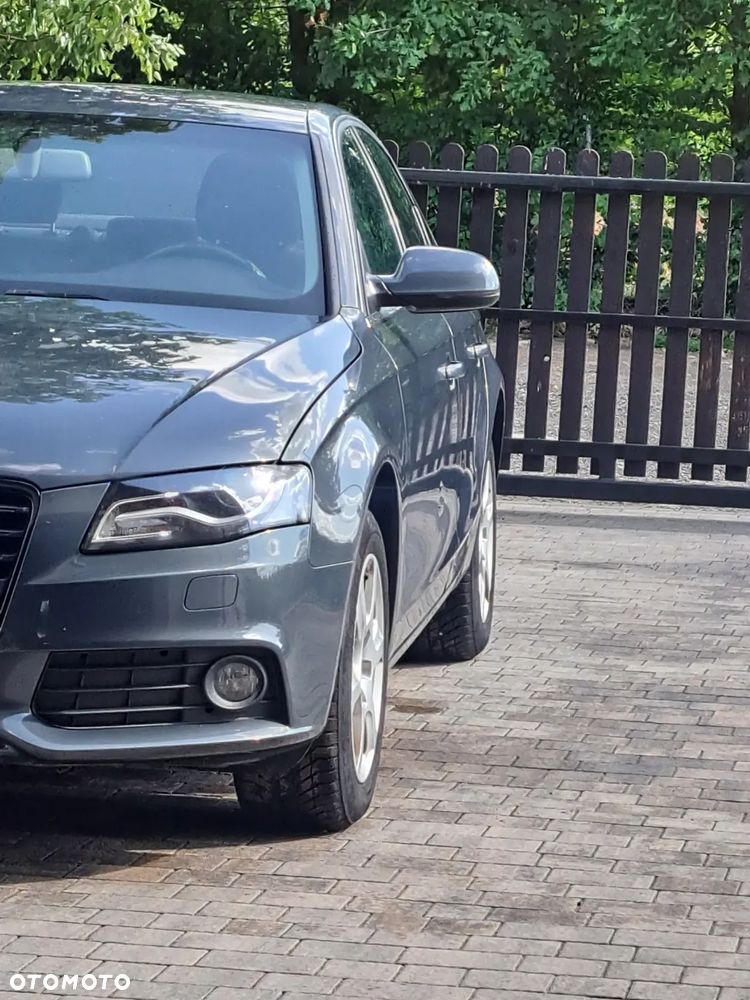 Audi A4 Limousine - 20