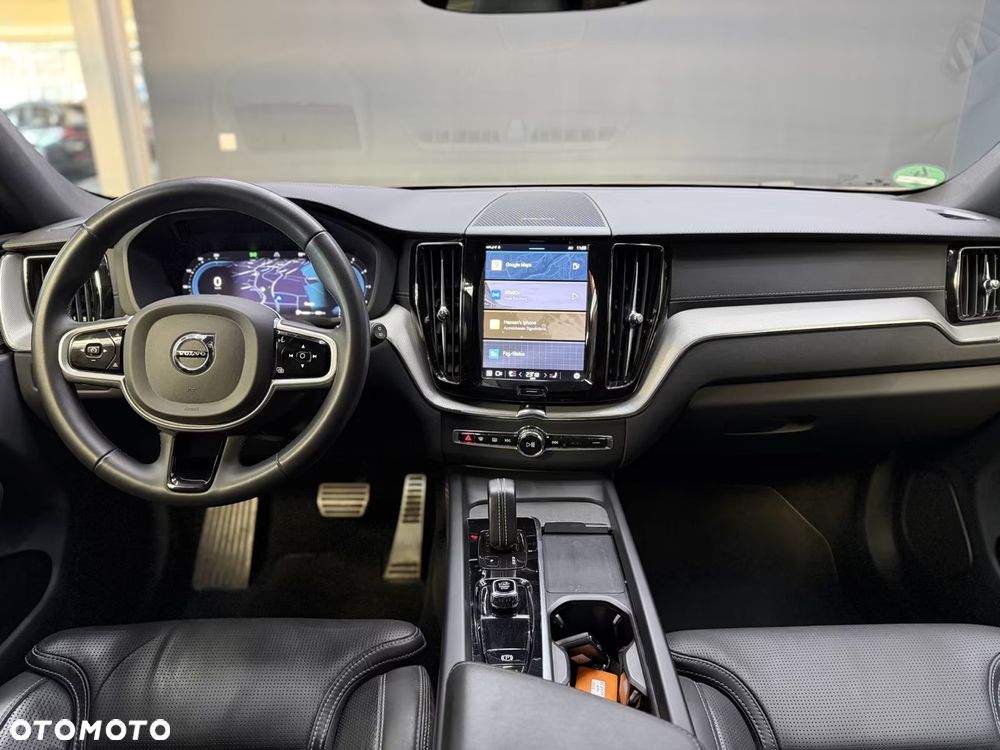 Volvo XC 60 B4 D AWD Ultimate Dark - 10