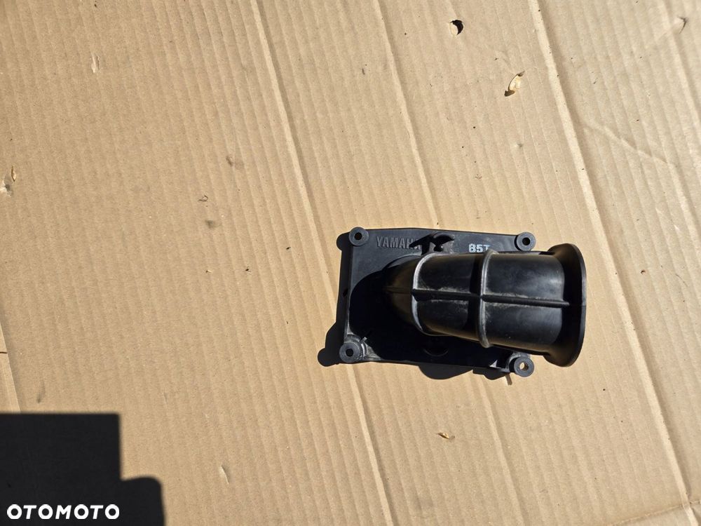 wlot łapacz powietrza yamaha mt07 07 24- - 1