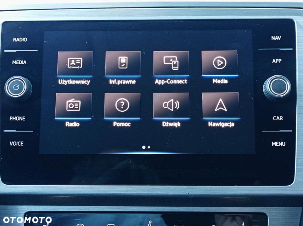 Volkswagen Passat - 37