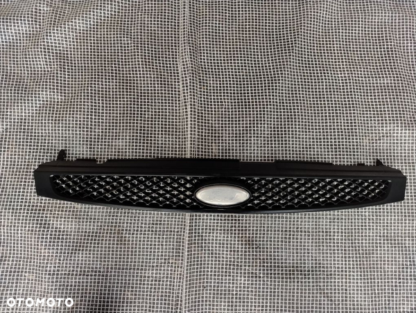 Atrapa  przód ford fiesta MK6 przedlift grill kratka czarna wysyłka