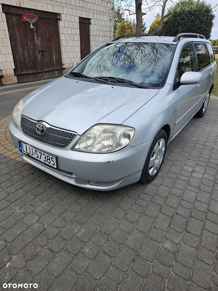 Toyota Corolla 2.0 D-4D Base - 4