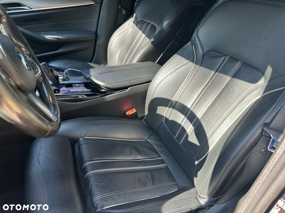BMW Seria 5 520i M Sport sport - 11