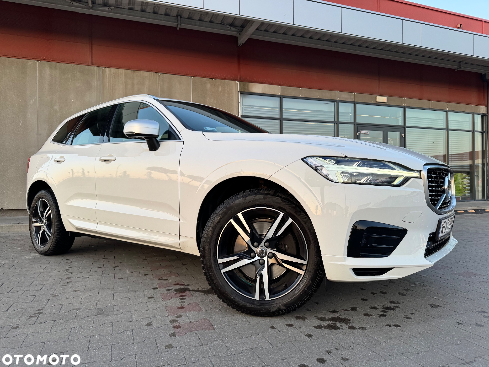Volvo XC 60 D3 R-Design - 8