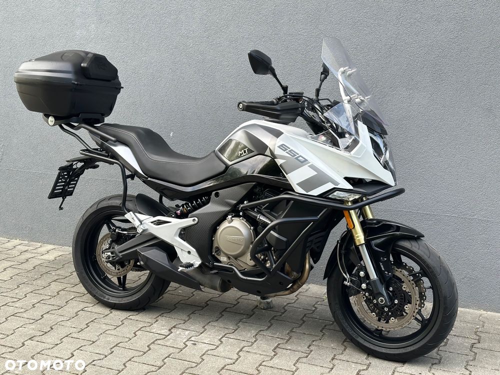 CFMoto 650 MT - 2