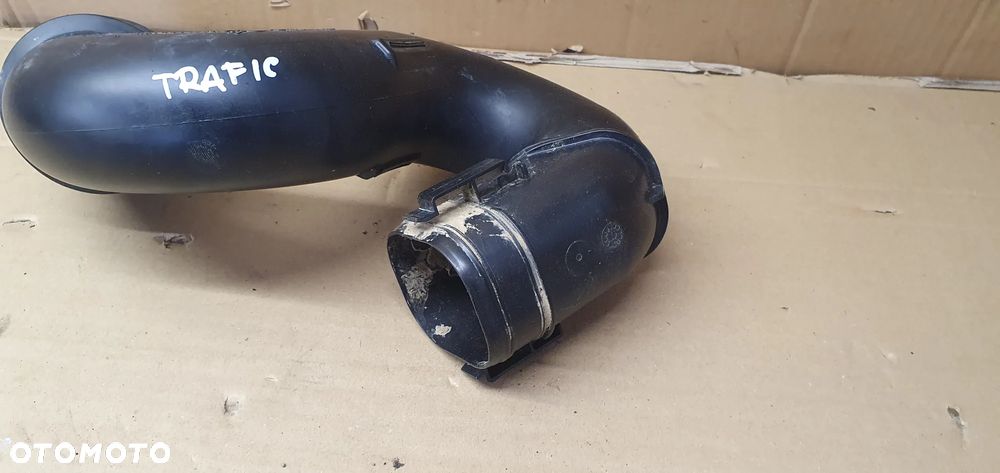 Rura dolot wlot kanał powietrza Opel Vivaro B Trafic III 1.6 DCI 165555514R 93451665 - 3