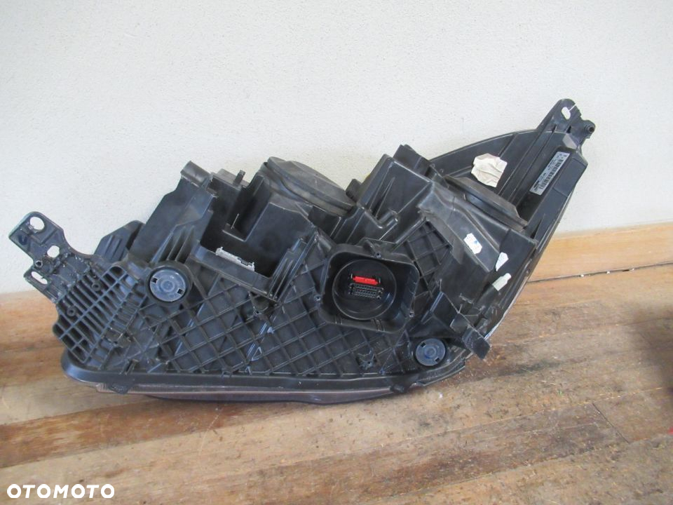 LAMPA PRZÓD PRZEDNIA PRAWA FORD KUGA MK2 LIFT XENON 2016-2019 rok - 18