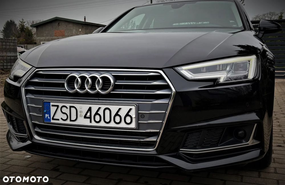 Audi A4 Limousine 40 TFSI design - 1