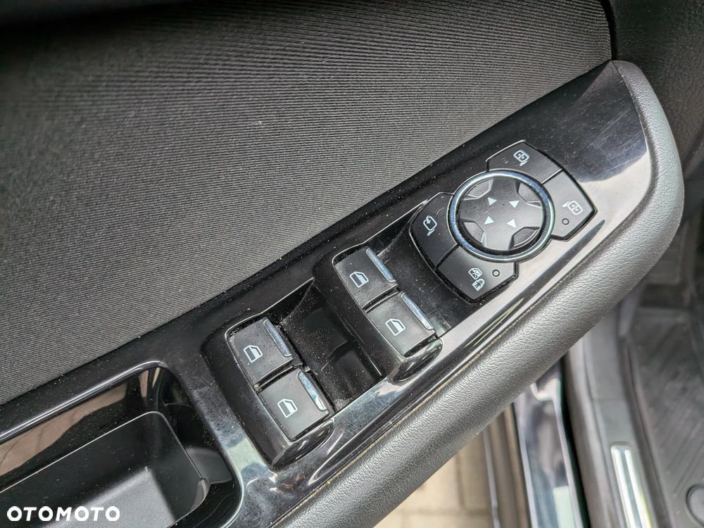 Ford S-Max 2.0 TDCi Titanium - 13