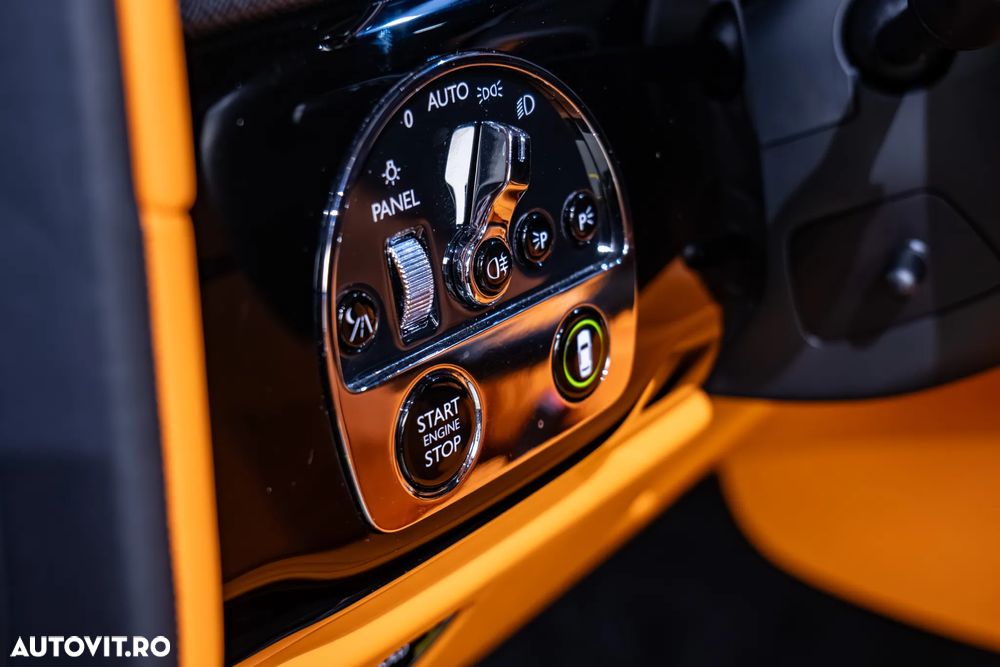 Rolls-Royce Cullinan - 37